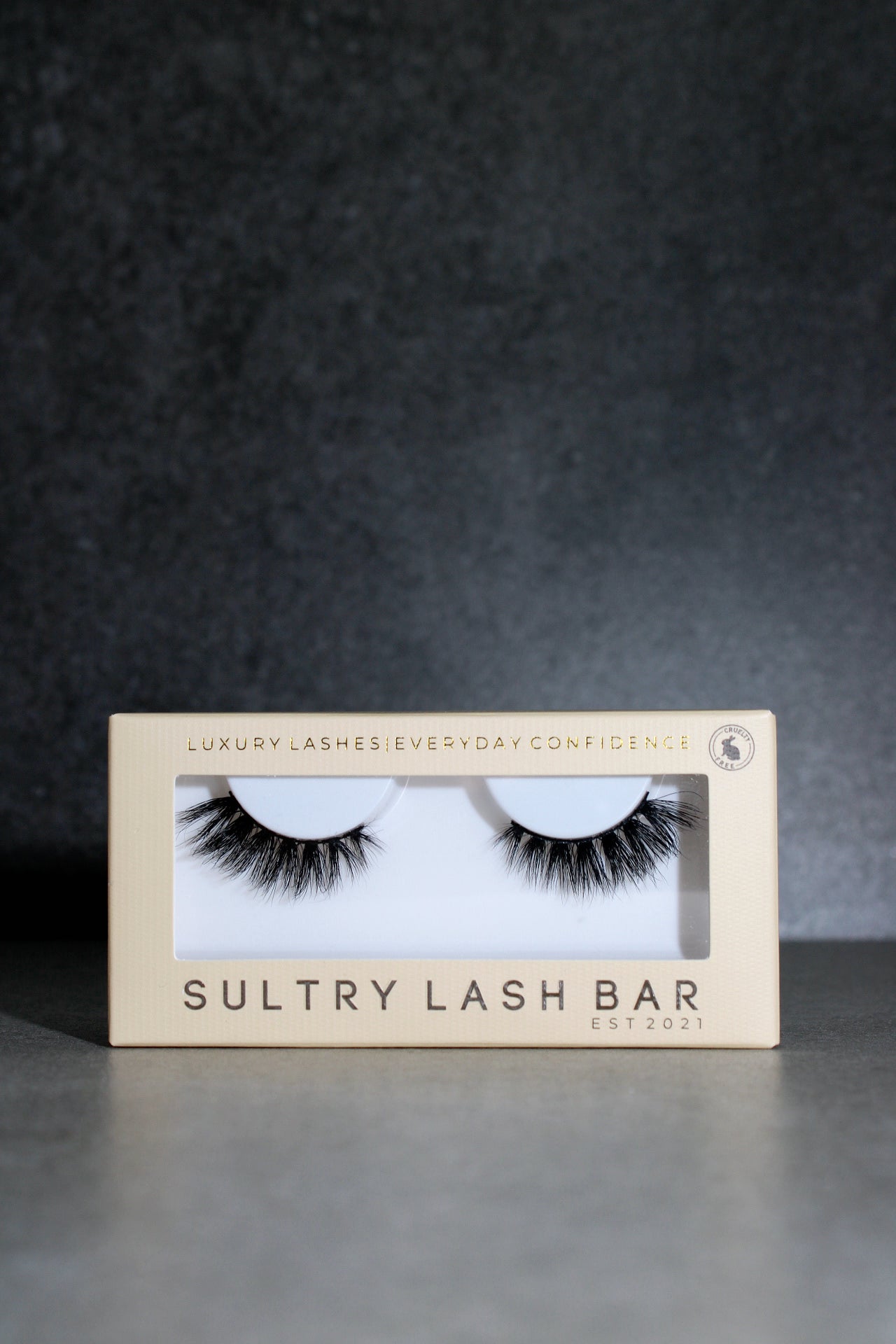 Fox Mega Winged Half Lash (Upgraded curl and fluffiness)