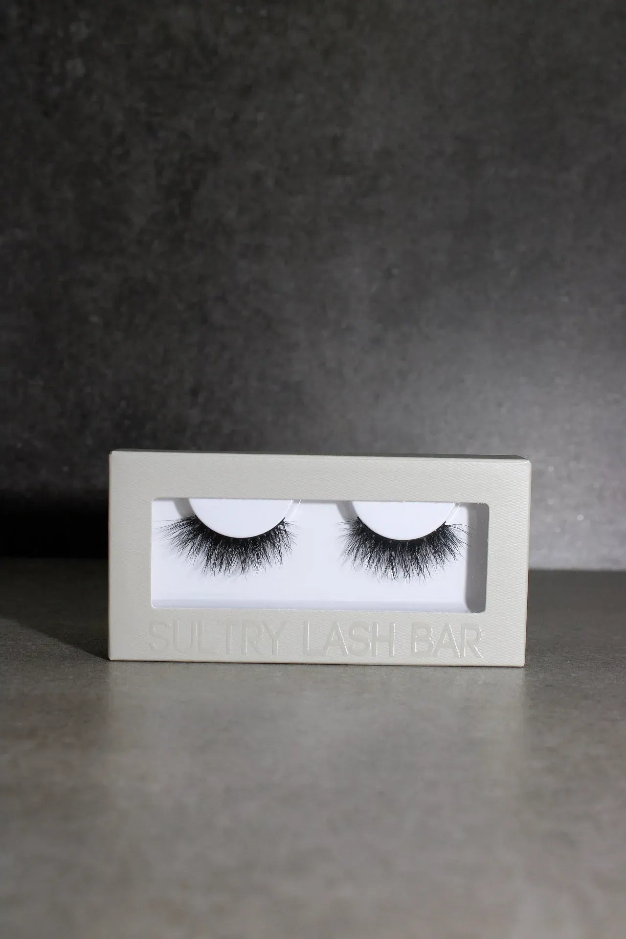 Luna Wispy Fluttery Half lash