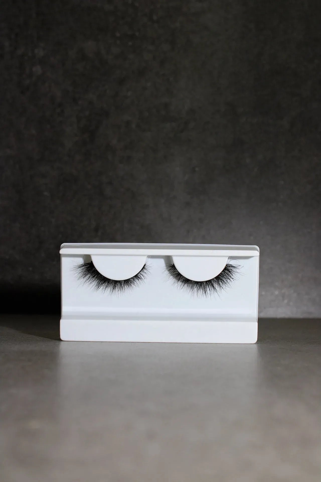 Joy Short Winged Strip lashes For Hooded eyes