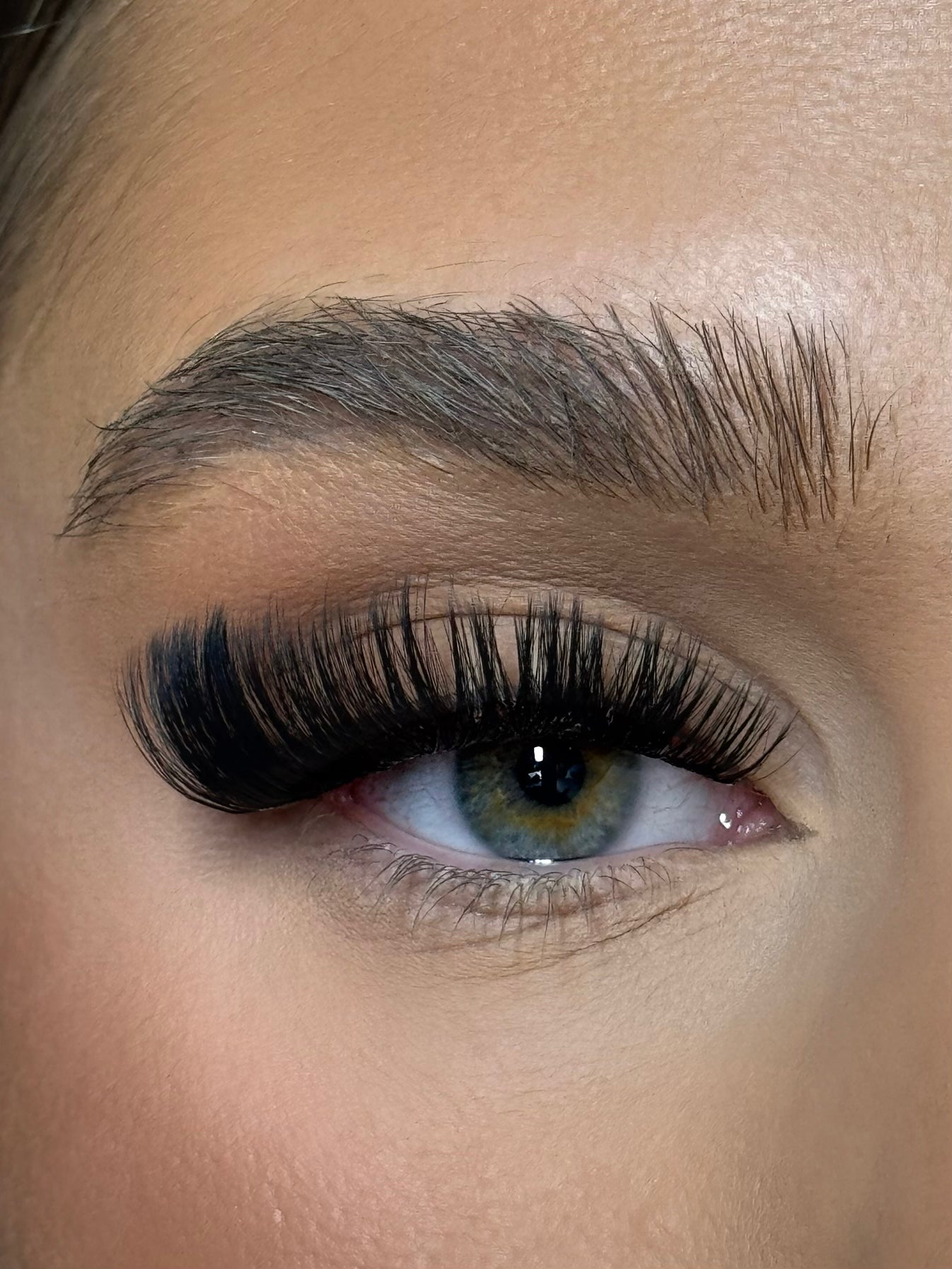 SL20 Korean Fibre Lash Extensions Ultra soft, Lightweight & Natural Finish