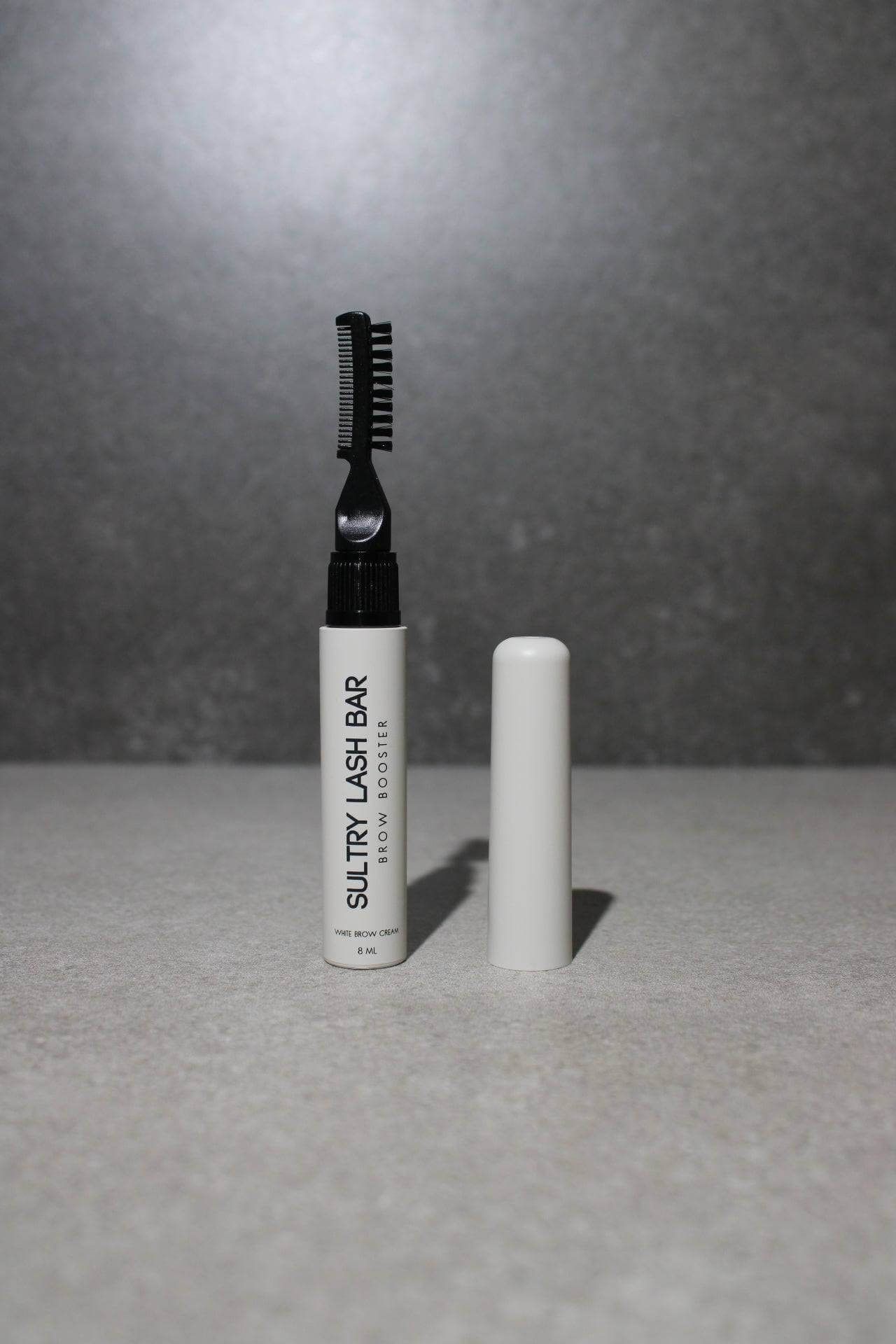 Brow lamination Gels Clear.