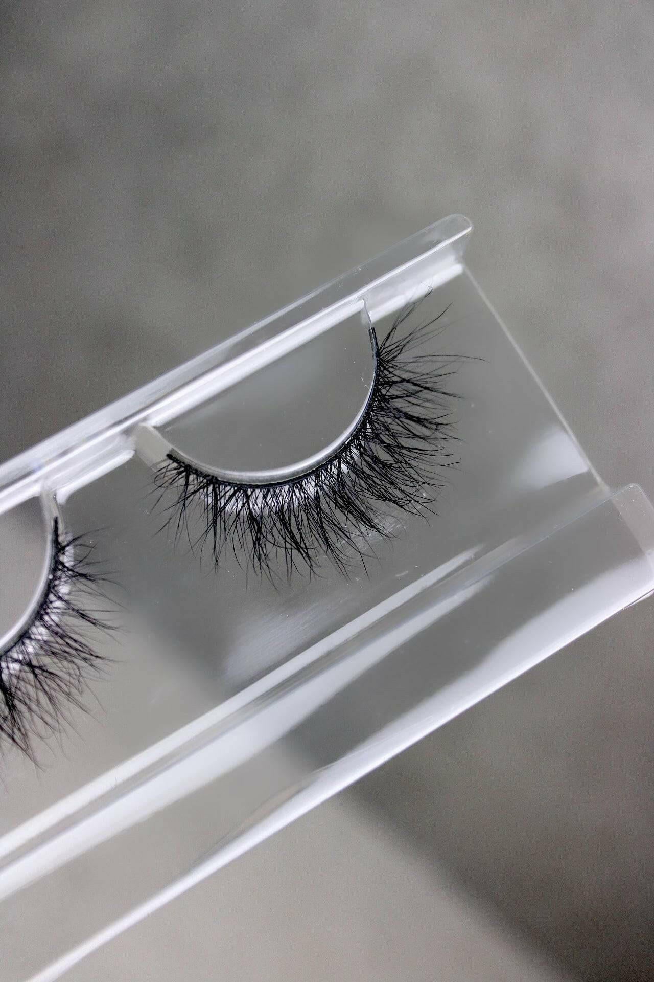 Inspire Wispy Natural Strip Eyelashes.