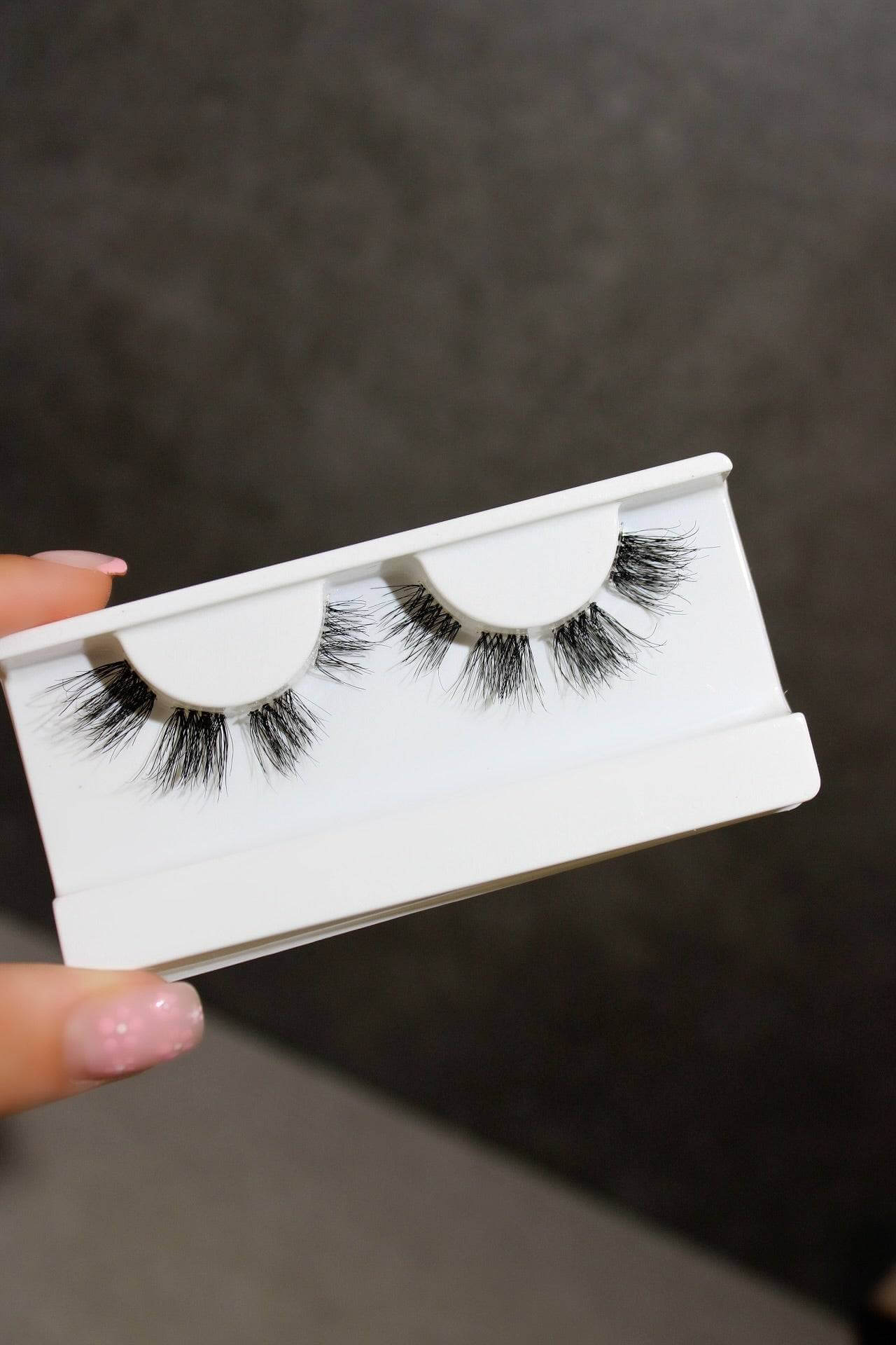 Intuition DIY Strip Form Long Lasting Extensions.