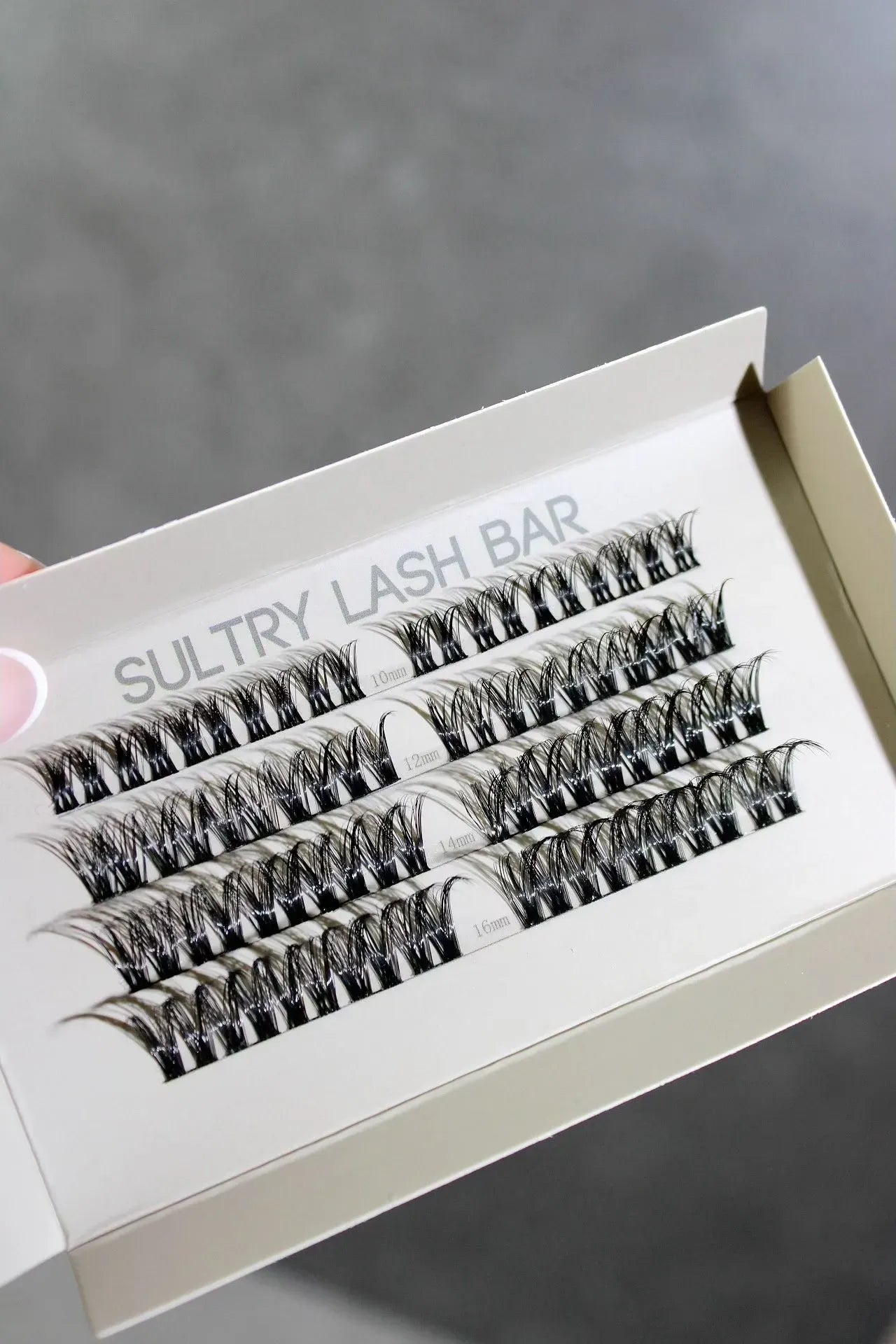 Defect (Misshaped) SL01 at Home DIY Lash Extensions.