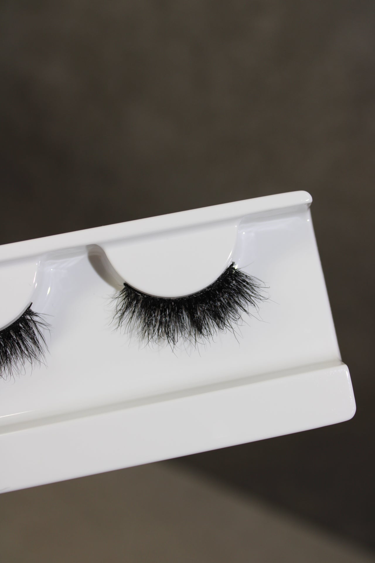 Luna Wispy Fluttery Half lash