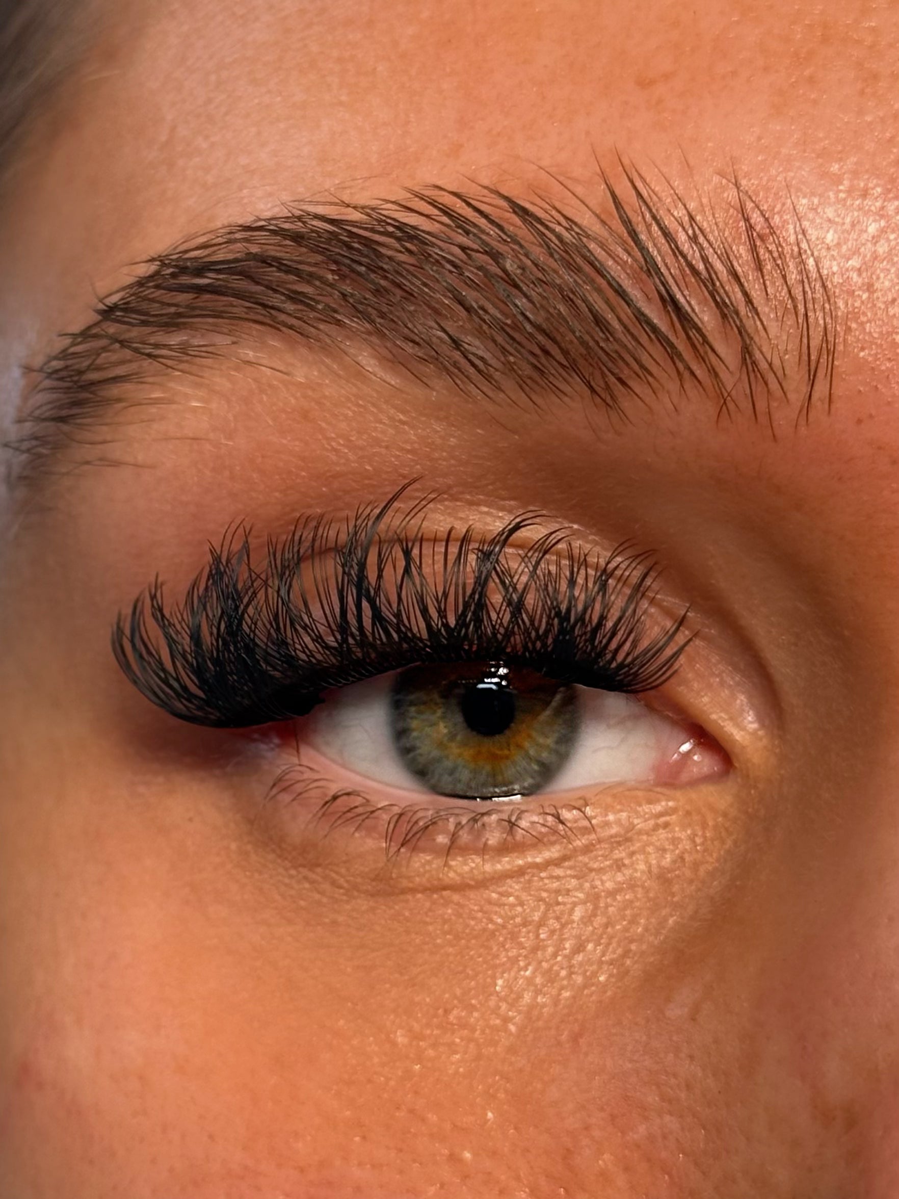 SL13 ( DD curl) Eyelash Extensions