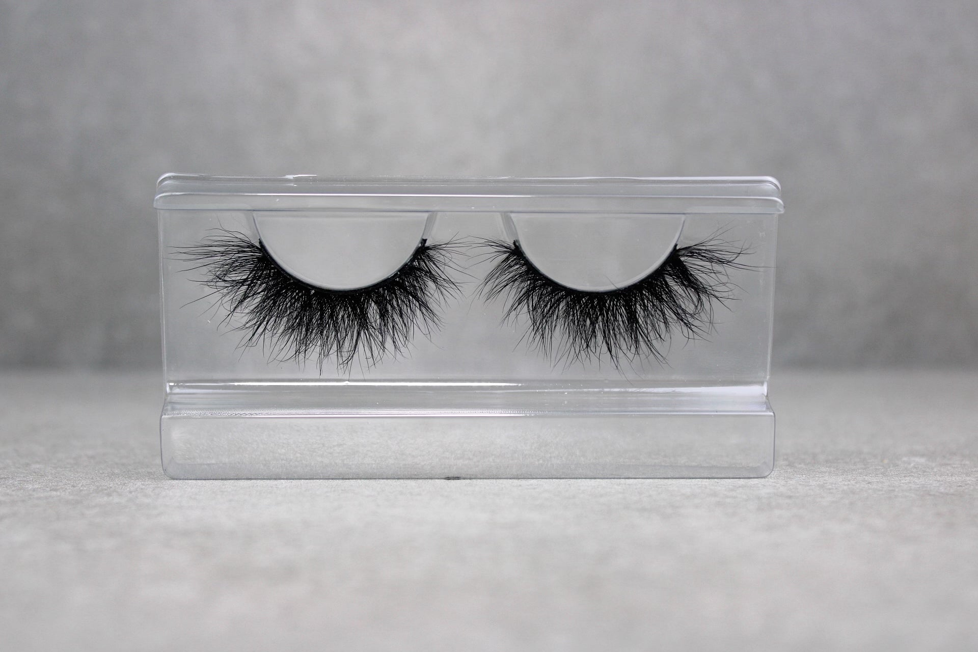 Fearless Sultry Lash Bar 