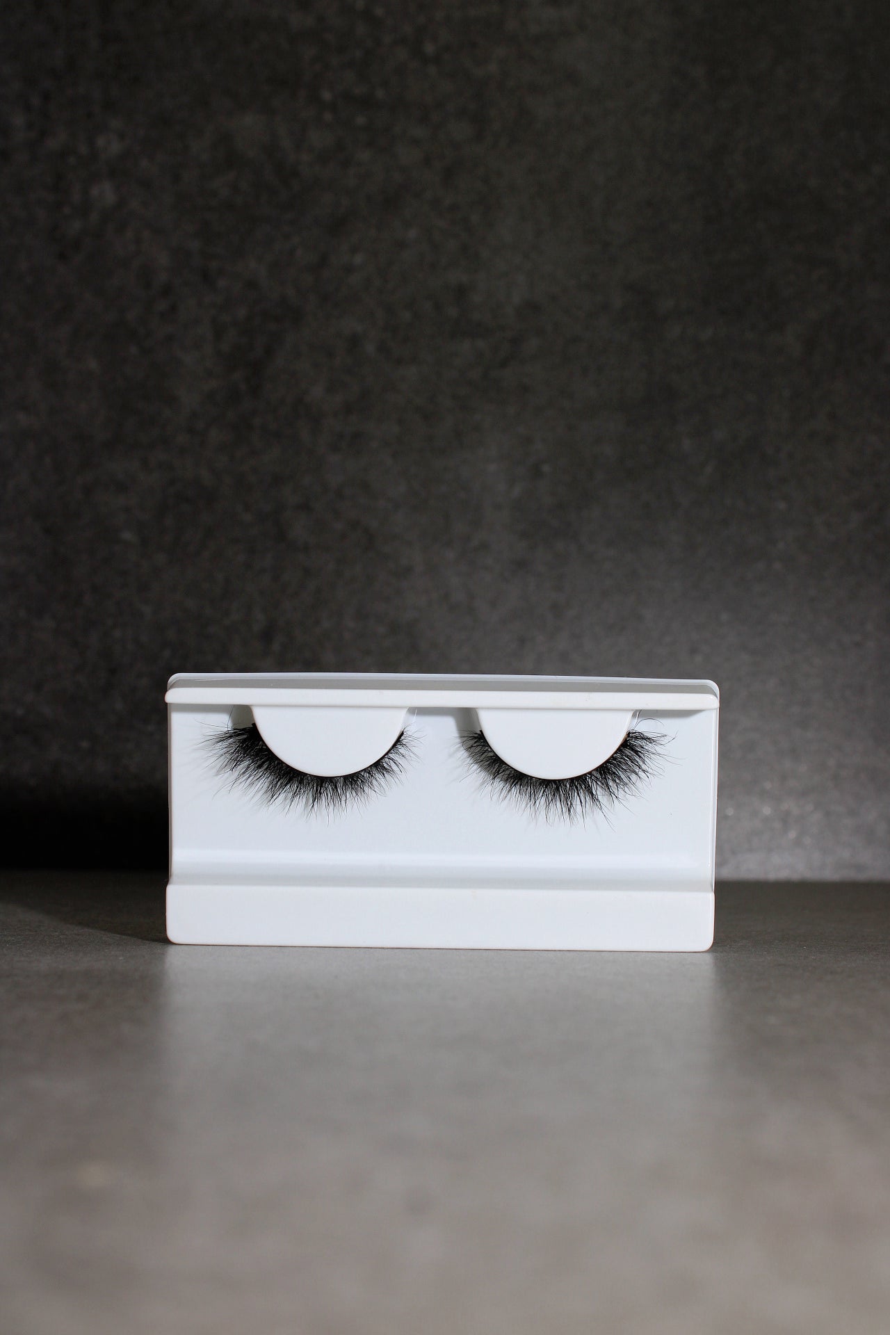 Joy Short Winged Strip lashes For Hooded eyes