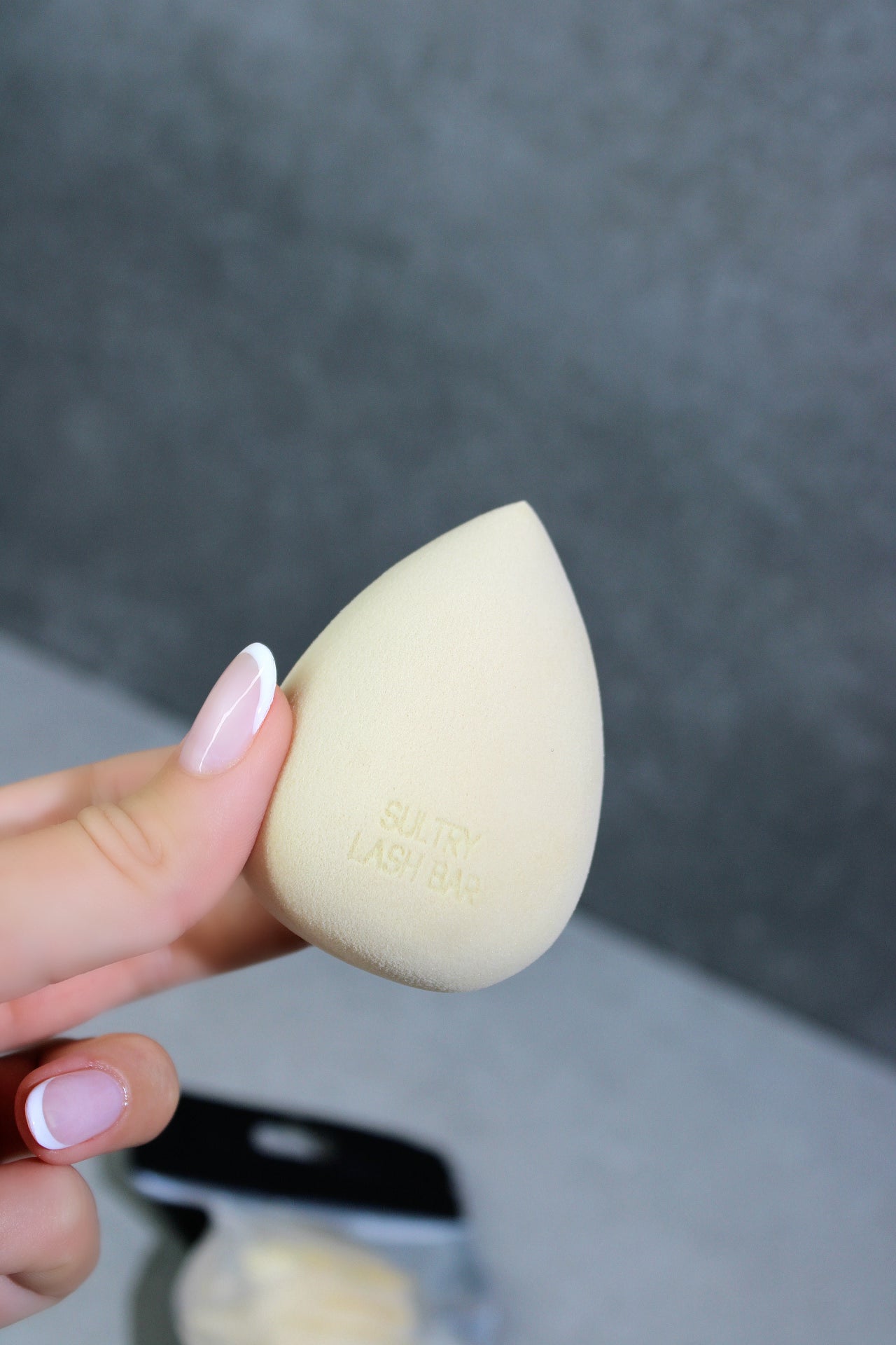 Soft Half Beauty Blender Sponge (under-eye blender)