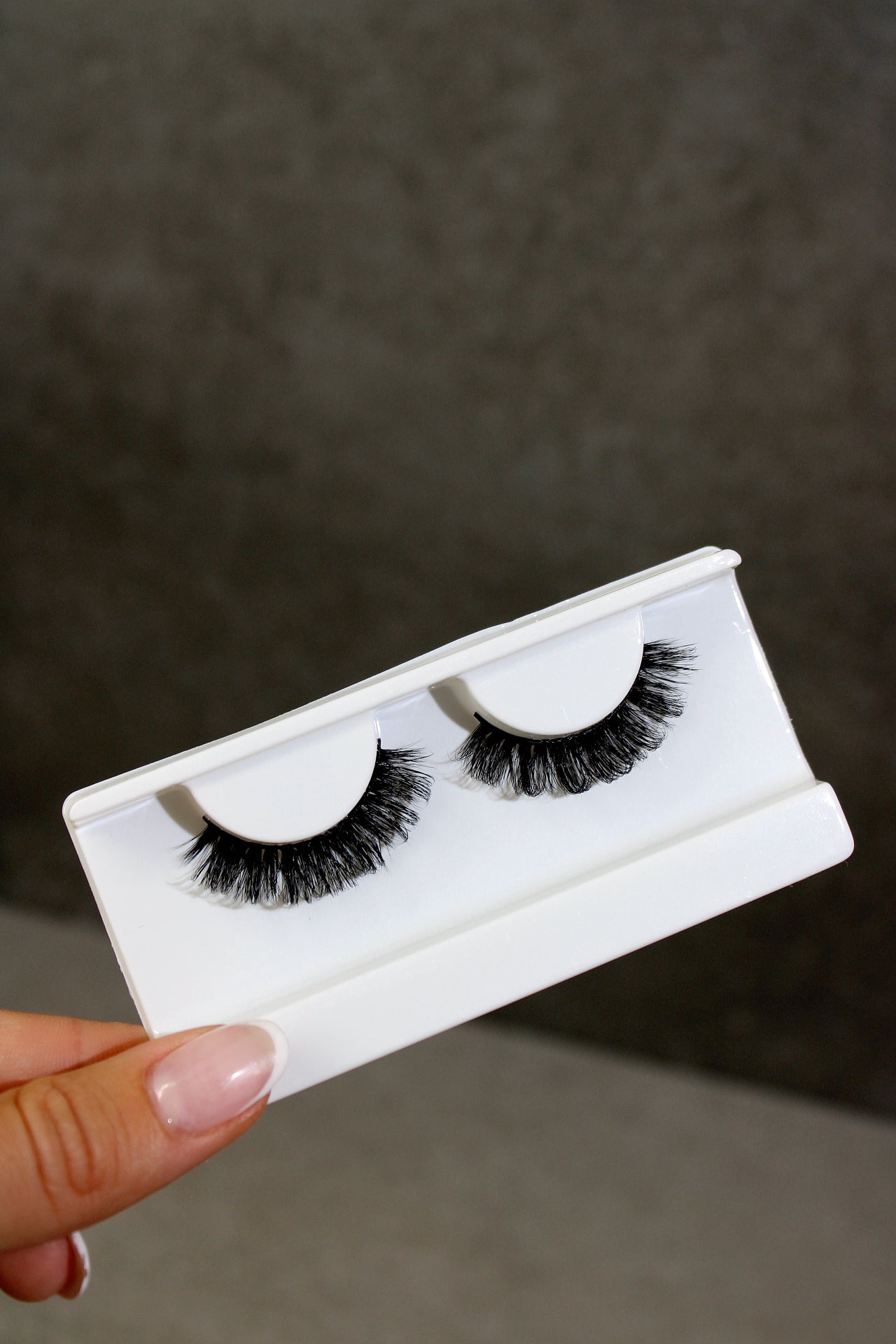 Glow Gappy D-Curl Strip Lashes