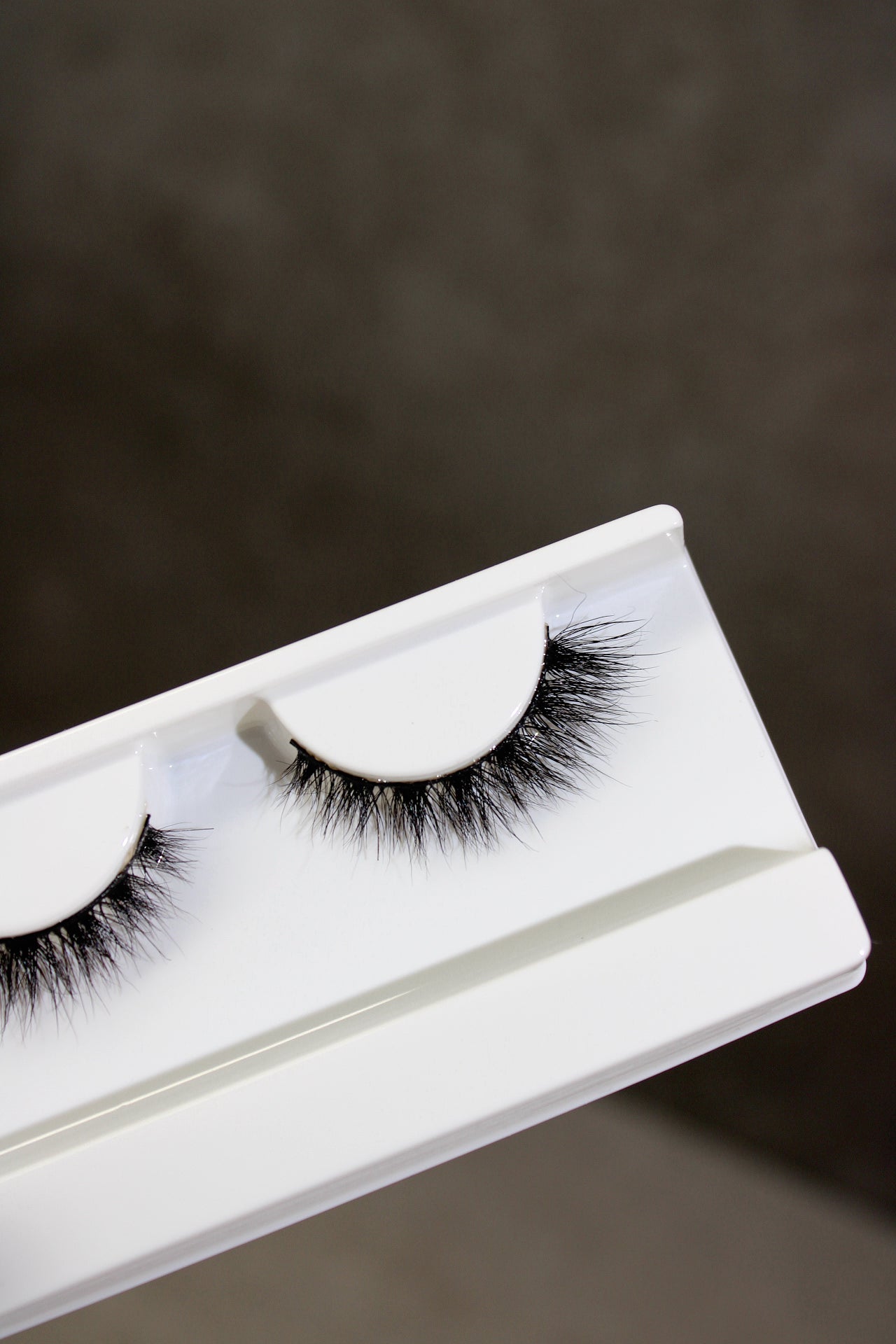 Joy Short Winged Strip lashes For Hooded eyes