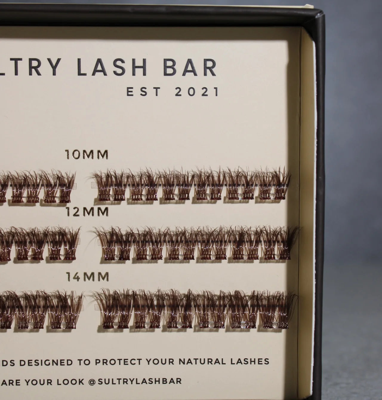 Non-Stick Precision Lash Tweezers close-up