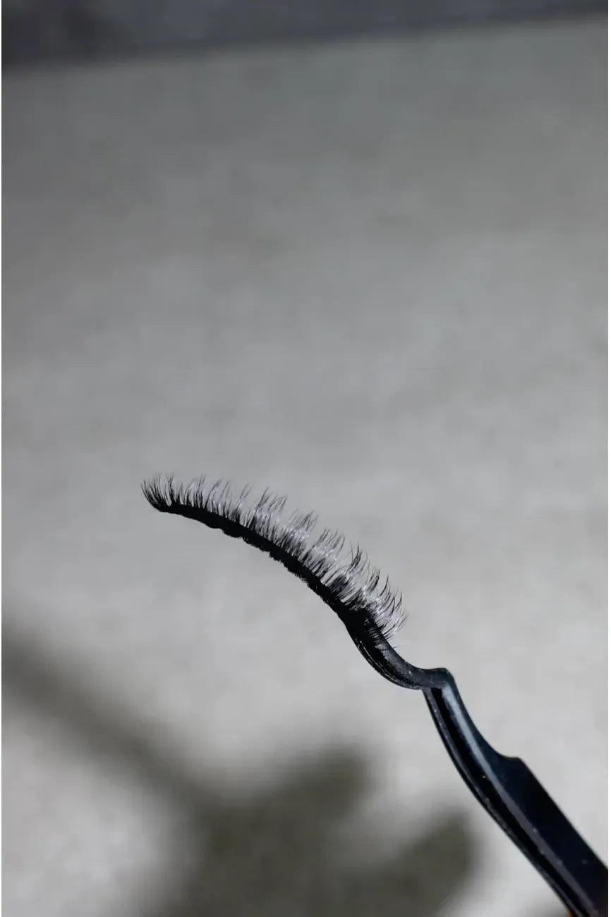 Kindness D curl cat eye winged lashes for small eyes