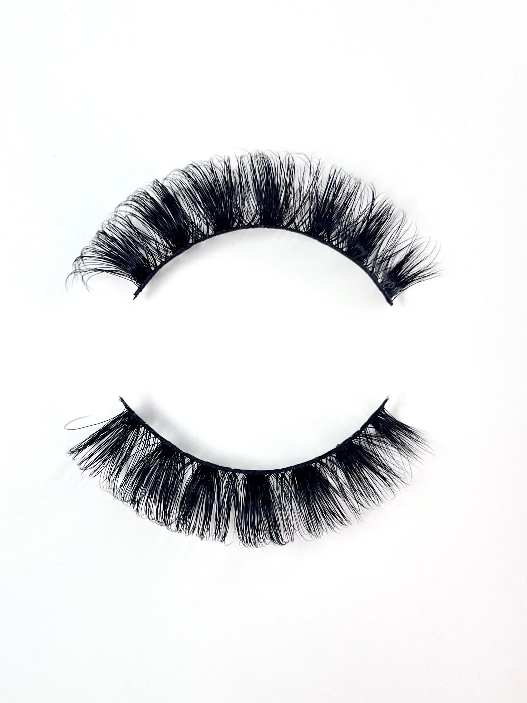 Ivy Sultry Lash Bar 