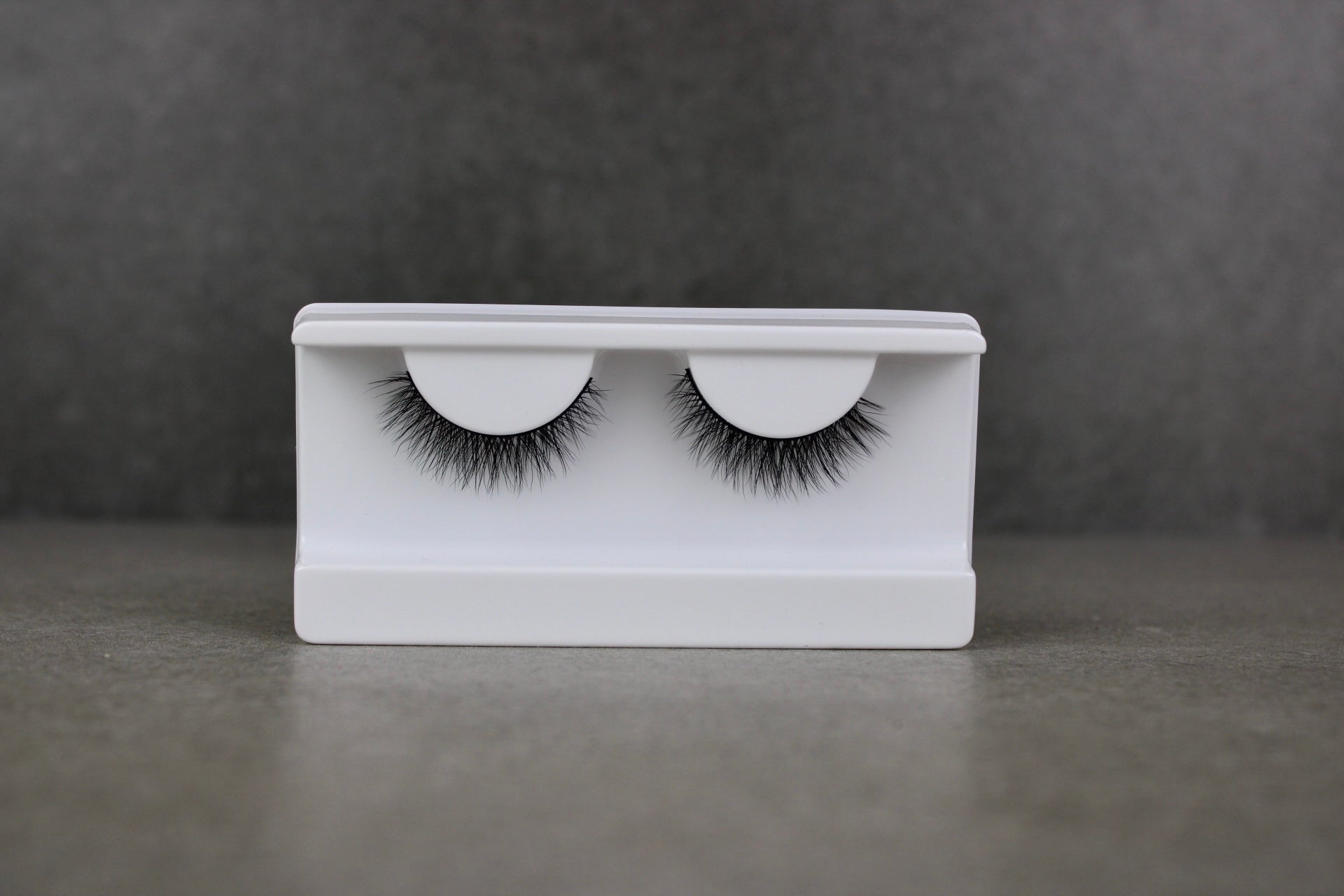 Pure Sultry Lash Bar 