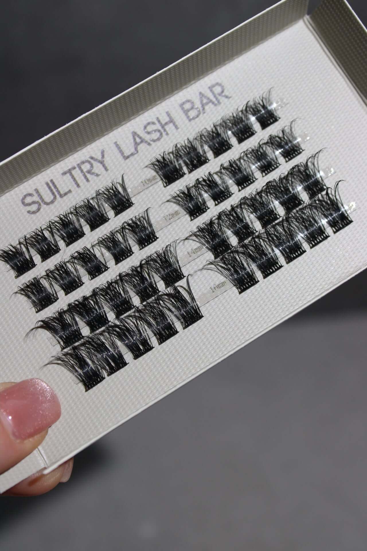 Defect (Misshaped) SL02 at Home DIY Lash Extensions.